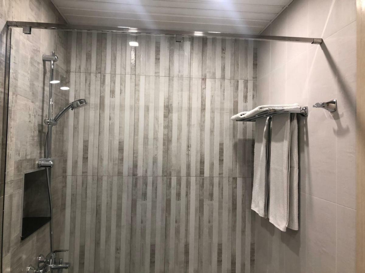 Apartment On Moskovyan 31 Yerevan Ngoại thất bức ảnh